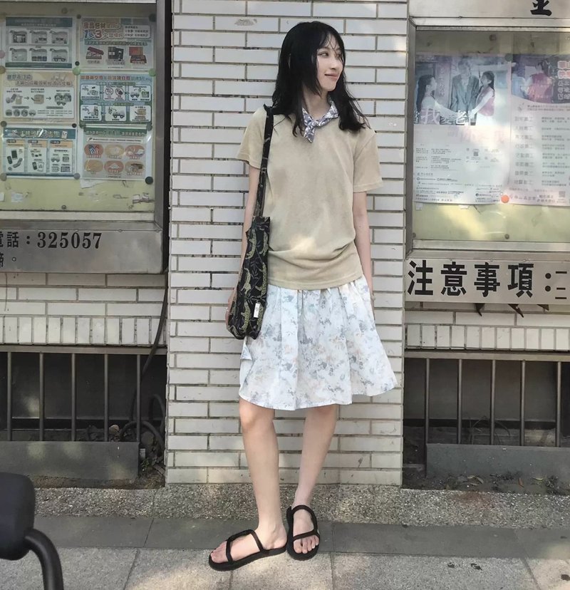 棉麻上衣 鼠尾草绿 杏色短袖T恤 - 女装 T 恤 - 其他材质 多色