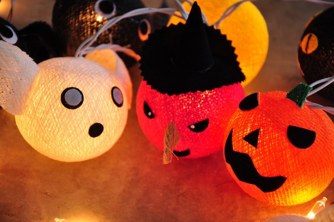 Pumpkin Halloween Lights Decor Cotton Ball String Lights for Decor 20 Lights - 灯具/灯饰 - 其他材质 