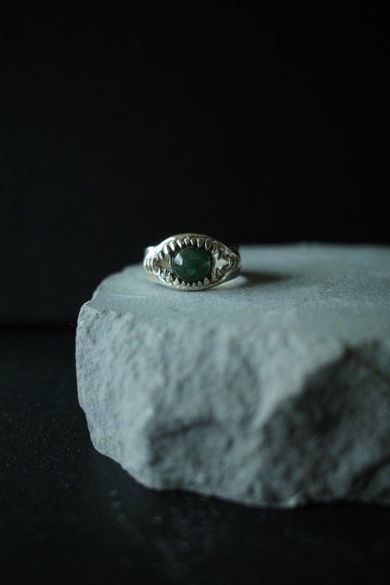 怪物系列 - 深海鱼眼 - 戒指 - 纯银 银色