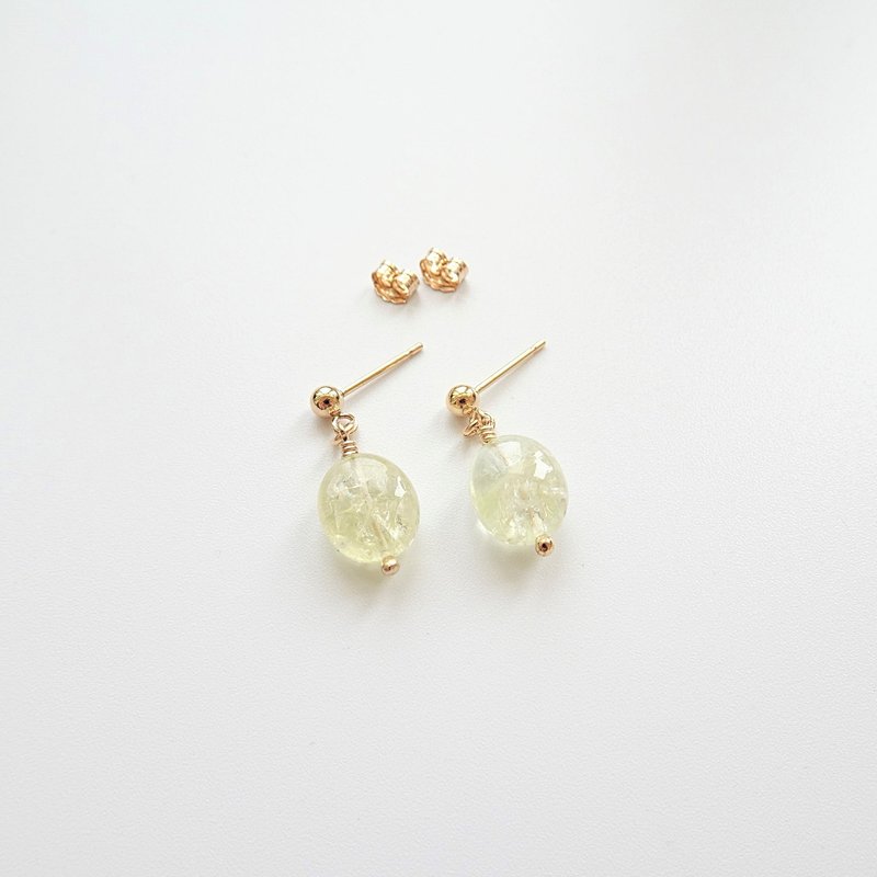 金绿柱石 黄色海蓝宝卵石形 14K GF 包金小垂坠耳环 | 黄色绿柱石 - 耳环/耳夹 - 半宝石 黄色