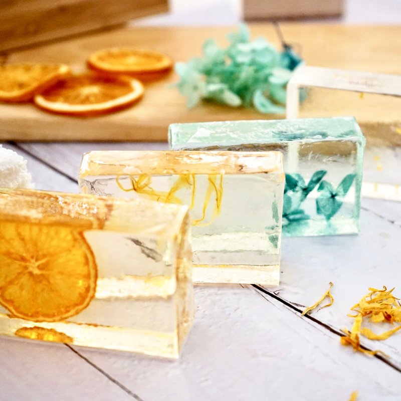【青手作DIY】 胺基酸晶亮香氛皂 课程 - 下单前请先私讯预约 - 其他 - 其他材质 