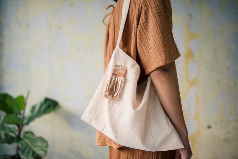 กระเป๋าย่ามวันง่าย // EASY cross body bag - 侧背包/斜挎包 - 棉．麻 白色