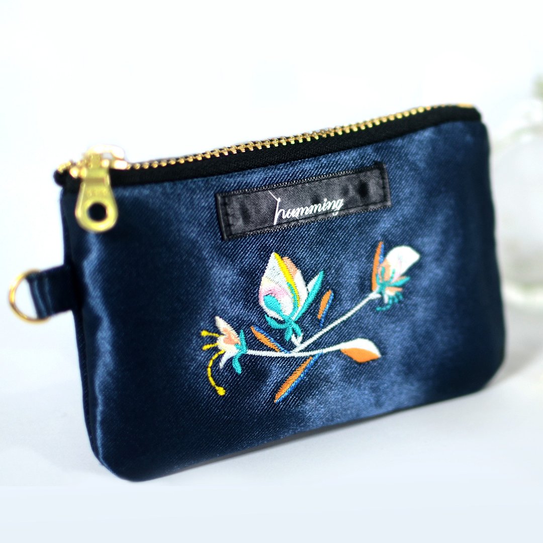 humming-小花礼 Embroidery Purse 零钱包-蓝宝石 | 连假特惠 - 零钱包 - 绣线 蓝色