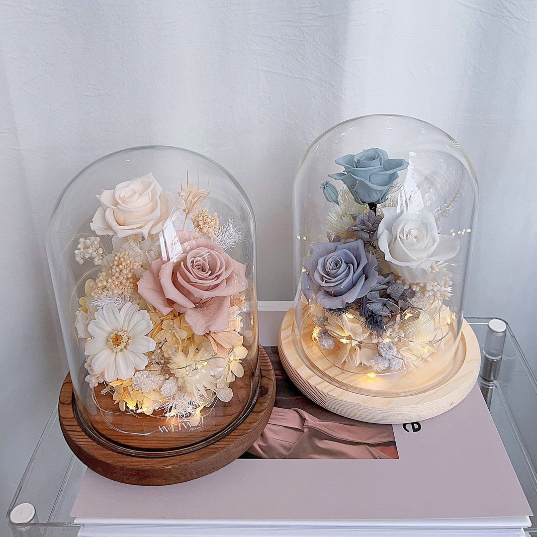 母亲节礼盒【独家 USB 款】永生花夜灯 定制化礼物 梦境调色板生花 - 干燥花/捧花 - 植物．花 蓝色