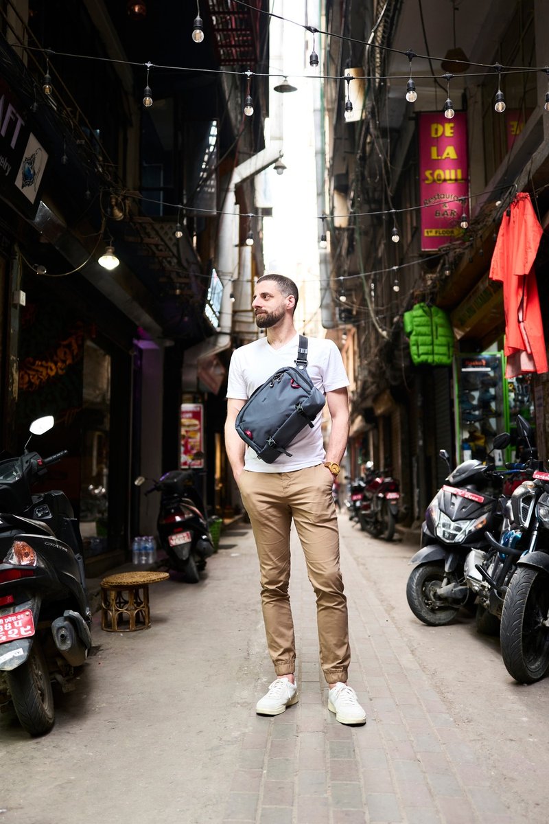 Pacsafe EXP 12 防盗 侧背包 斜肩包 (10L) 两色可选 #60311 - 侧背包/斜挎包 - 环保材料 