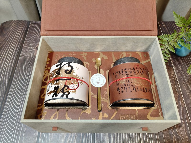 双白映月・典藏礼盒 - 茶 - 纸 白色