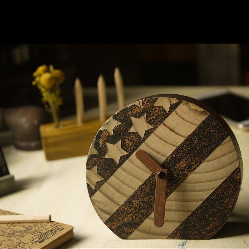 圆木原木美国国旗座钟_手绘 静音 办公用品 桌上座钟 时钟 clock - 时钟/闹钟 - 木头 金色