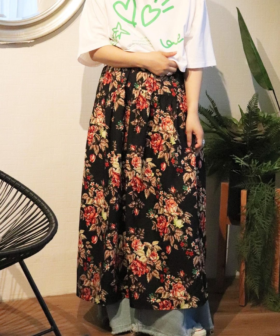 Africa tuck flare skirt 152/BED OF ROSES - 女装上衣 - 聚酯纤维 黑色