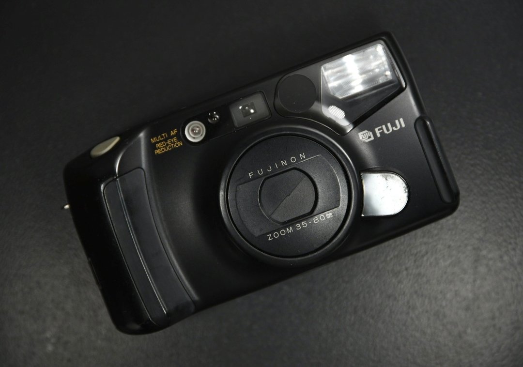 【经典古物】富士 FUJI ZOOM CARDIA MULTi 800 随身机 底片相机 - 相机 - 其他材质 