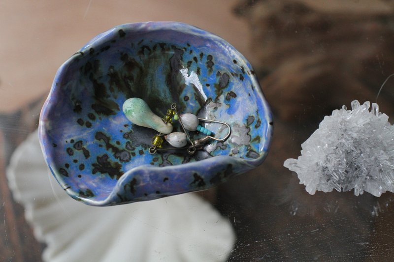 纯手捏不规则花朵造型陶瓷小碟/酱汁碟/线香盘/水晶小盘/饰品碟/2 - 盘子/餐盘/盘架 - 陶 蓝色