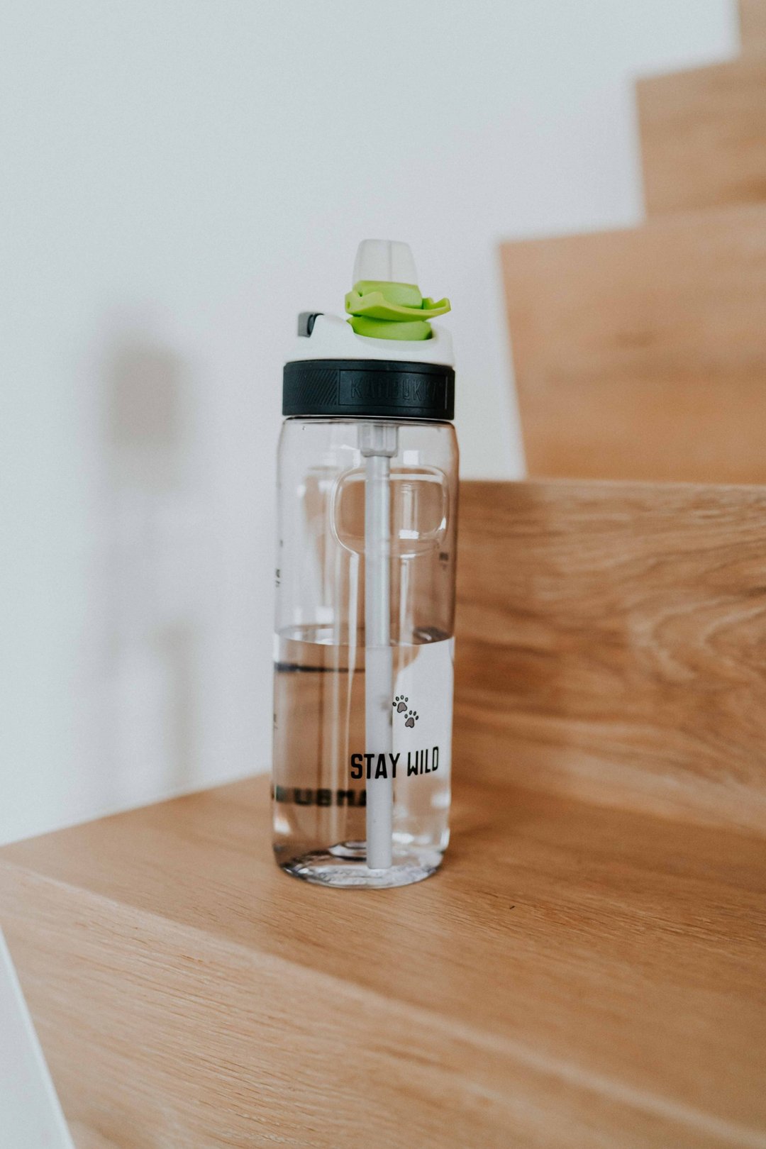 LAGOON 运动吸管杯  25oz (750ml) - 透明色 - 水瓶/水壶 - 塑料 透明