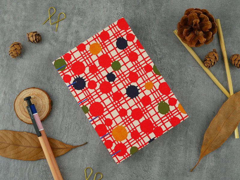 水玉点点－A5手工笔记本/手帐/日记本/相册/日志/礼物 - 笔记本/手帐 - 纸 红色