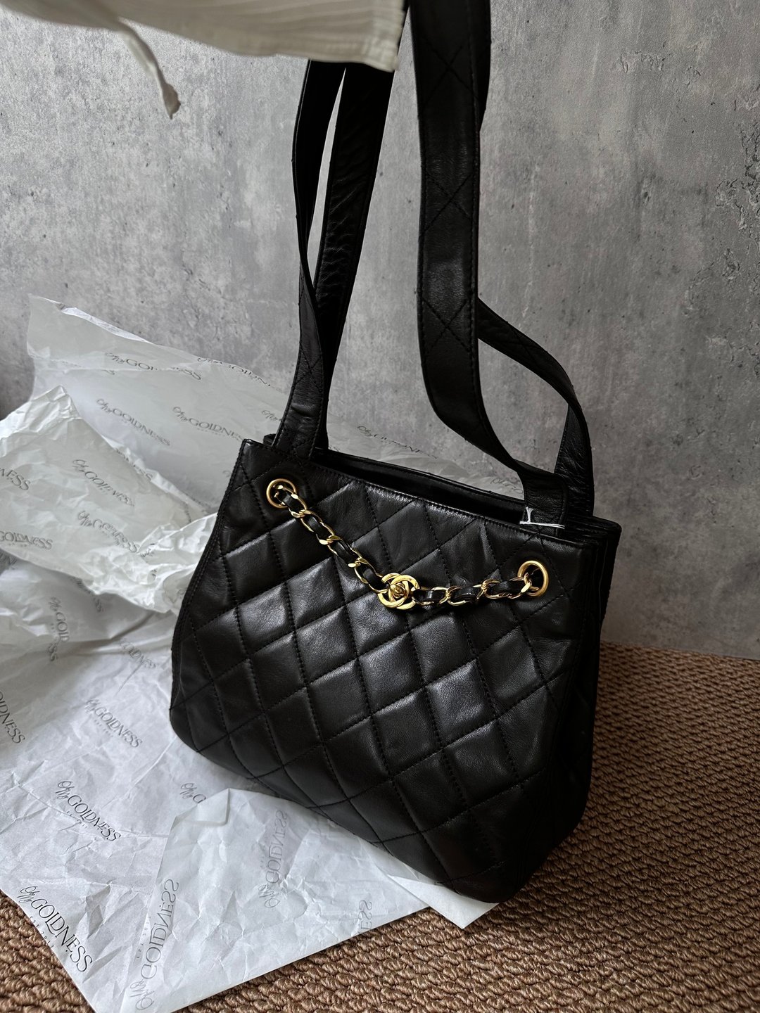 中古包 CHANEL 香奈儿 书包扣束口肩背包 - 手提包/手提袋 - 真皮 黑色