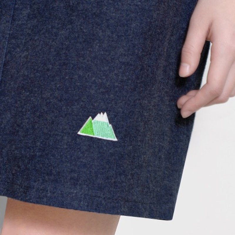 【幸福情人礼】霜降小雪山／松紧腰头．直挺挺毛呢子裙 - 裙子 - 其他材质 蓝色