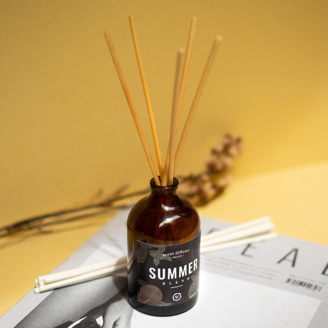 Essential Oil Diffuser Set 100ml - Summer Blend Energising Recipe - 香薰/精油/线香 - 玻璃 咖啡色