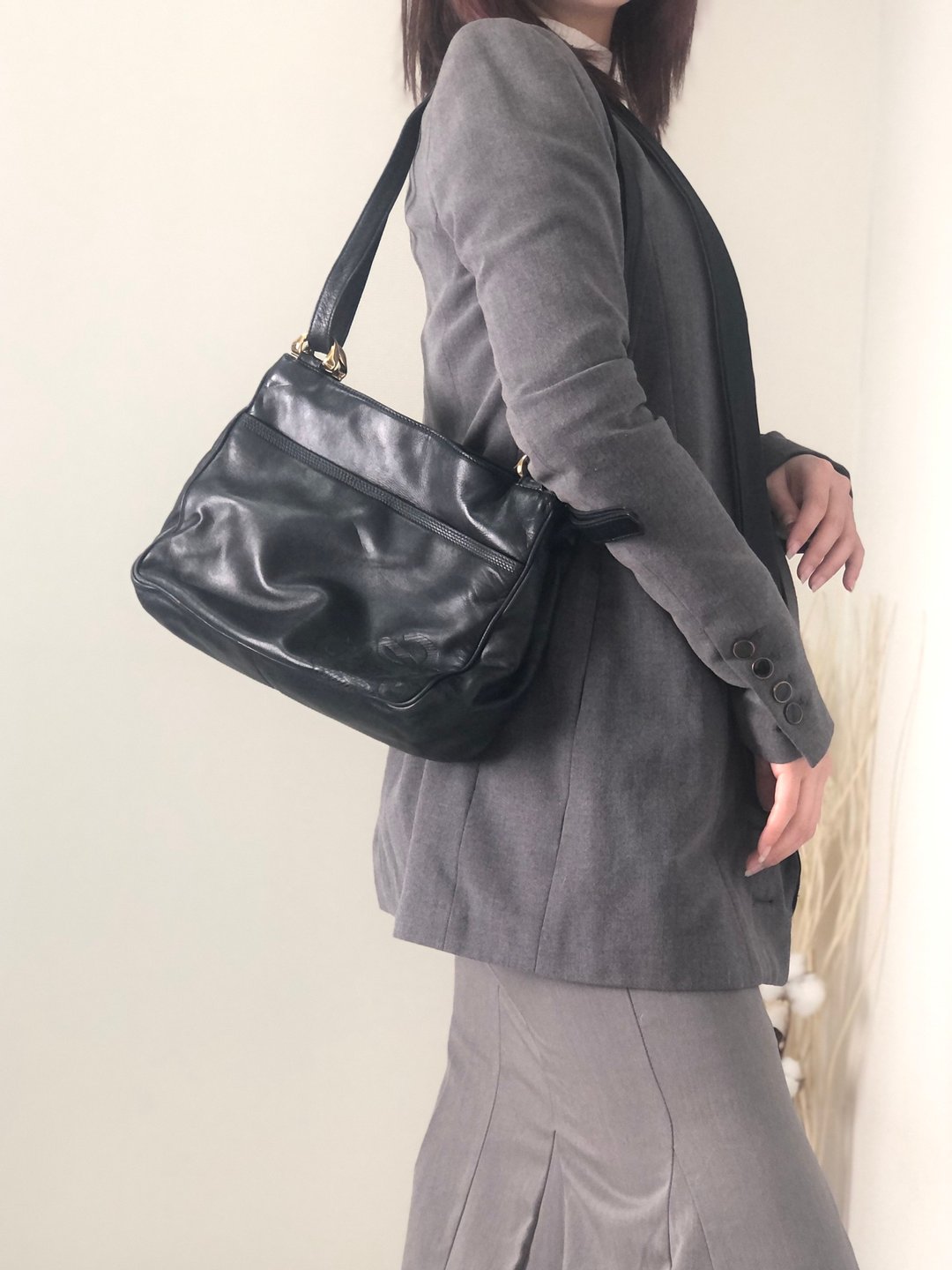 【日本直送二手包装】LOEWE Anagram 皮革肩包黑vintage 复古老 dghip7 - 侧背包/斜挎包 - 真皮 黑色