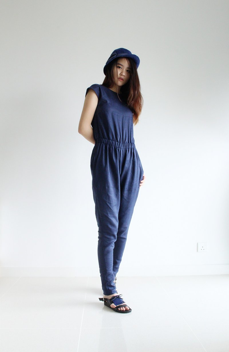 jumpsuit / linen pants / overall shorts / handmade pants / pant for women E30P - 女装短裤 - 亚麻 蓝色