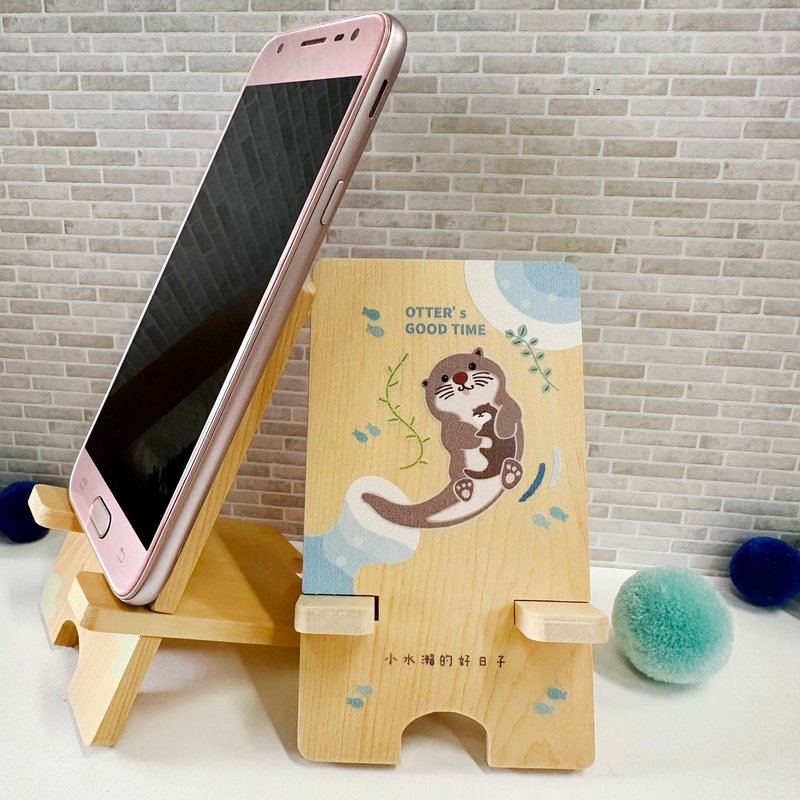 水濑躺躺抱/小水濑的好日子/原木二片式手机架 - 手机座/防尘塞 - 木头 咖啡色