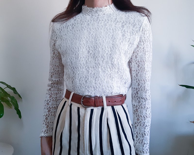 复古 20 世纪 80 年代象牙白色蕾丝上衣高领纽扣后肩垫 - 女装衬衫 - 聚酯纤维 白色