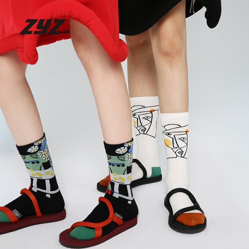 无涂鸦艺术插画中筒袜子  五双女袜礼盒 - 袜子 - 棉．麻 