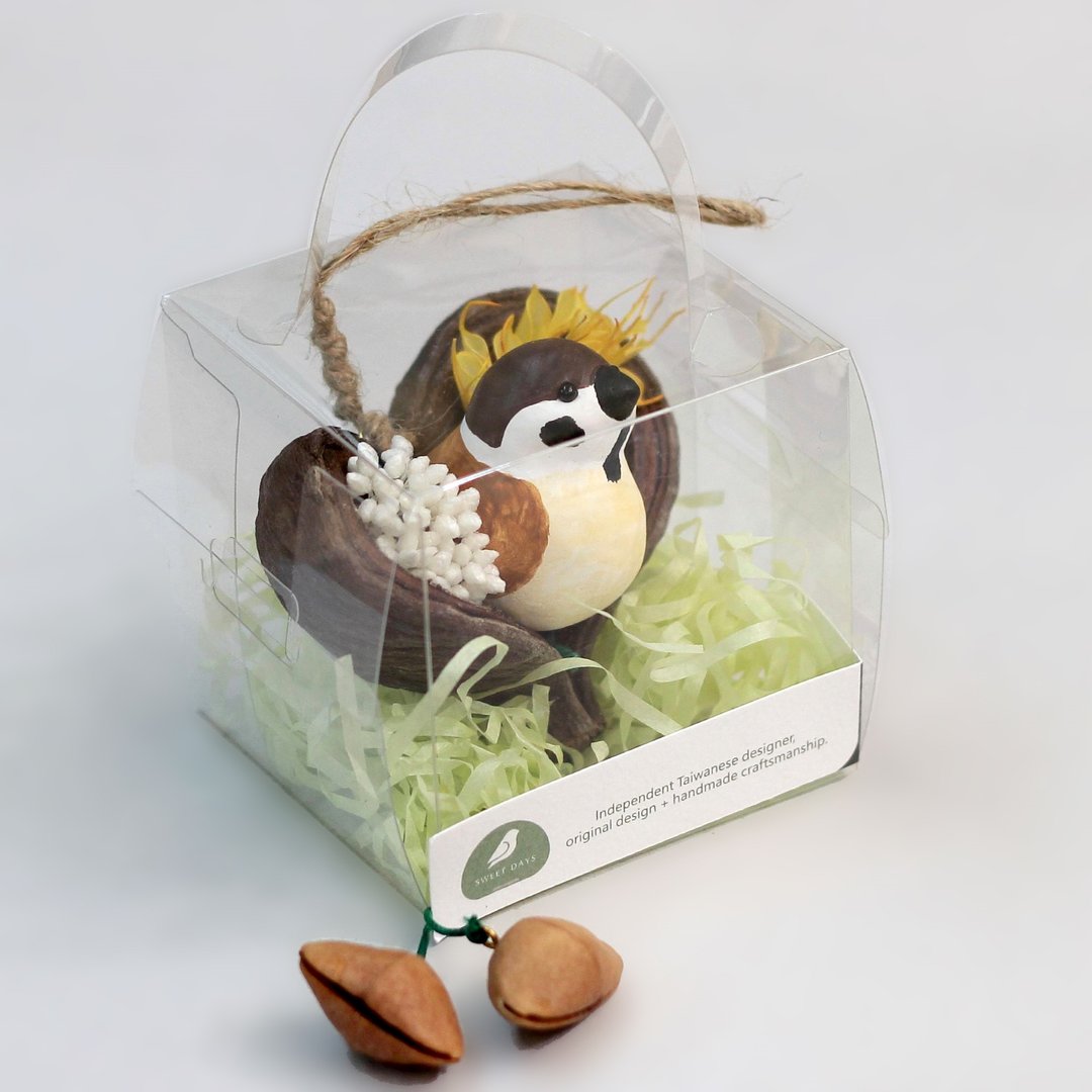 雀跃心喜 Seed Door Ornament 麻雀 苹婆 心型 手工吊饰 - 其他家具 - 植物．花 咖啡色