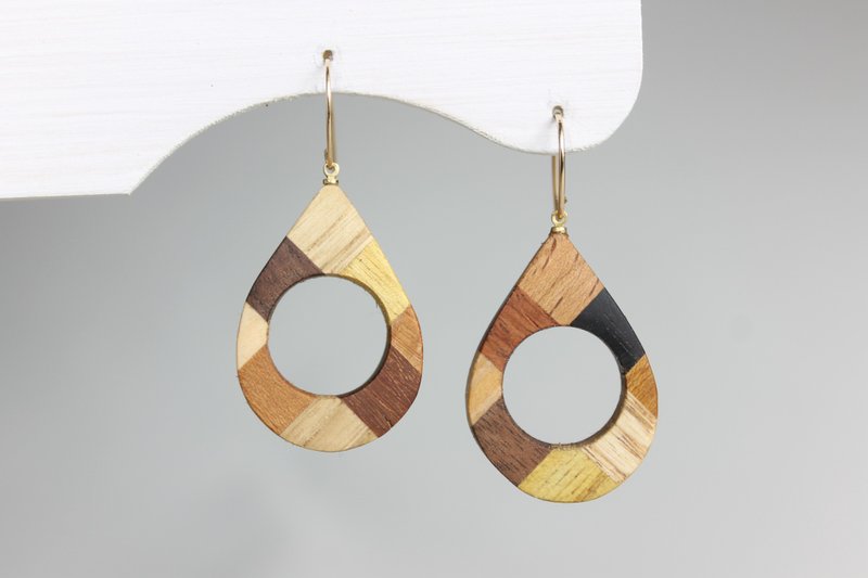 Parquet drop earrings - 耳环/耳夹 - 木头 卡其色