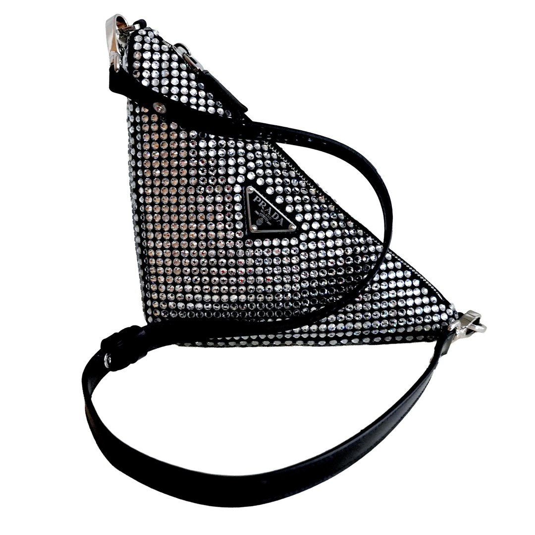 PRADA Sac Croisé en Nylon avec Cristaux (100% Authentique) - 侧背包/斜挎包 - 丝．绢 黑色