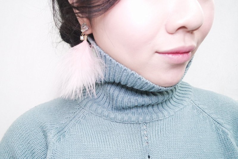 百变 多重配搭耳环 套装 毛毛流苏耳针 (淡粉色) - 耳环/耳夹 - 其他材质 粉红色