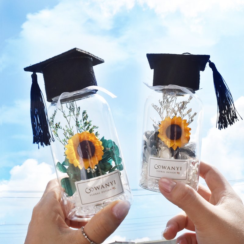 向日葵毕业小花罐 毕业礼物 永生花  干燥花 向日葵 小夜灯康乃馨 - 干燥花/捧花 - 植物．花 红色