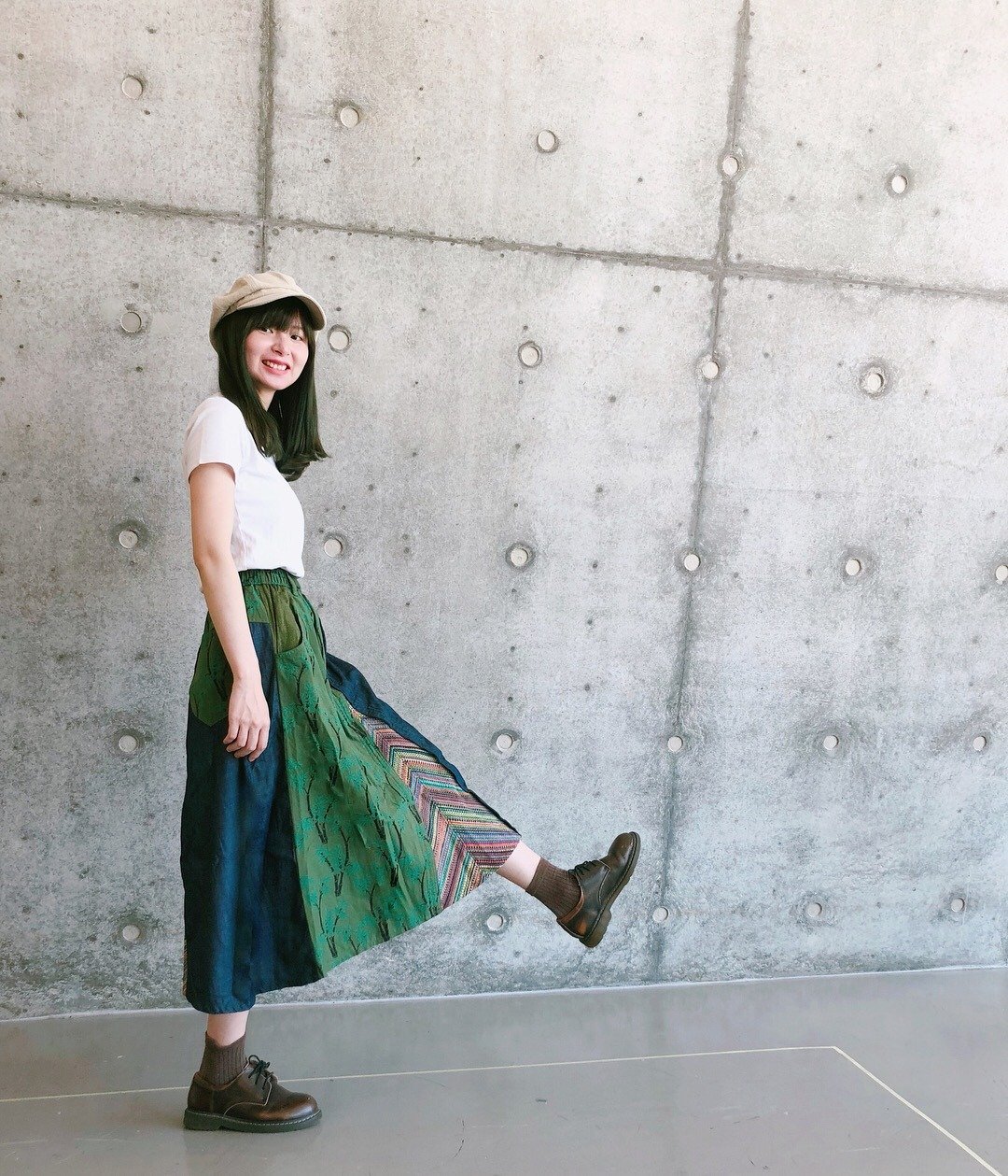 夏日の竹林　牛仔拼布半截裙 - 裙子 - 棉 绿色