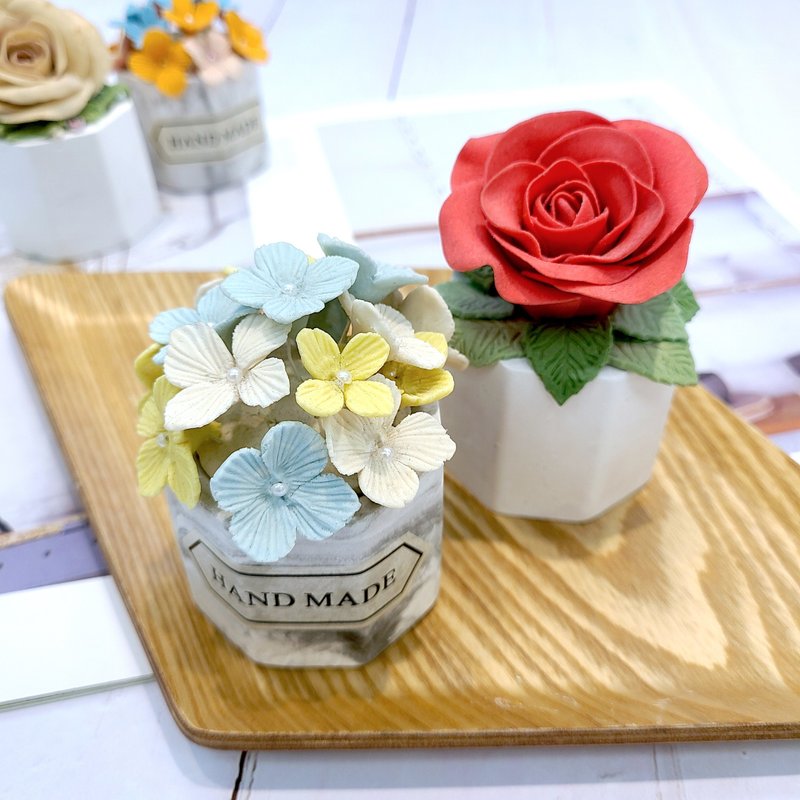 【青手作DIY】 韩国扩香石膏捏花 课程 - 下单前请先私讯预约 - 蜡烛/香氛 - 其他材质 
