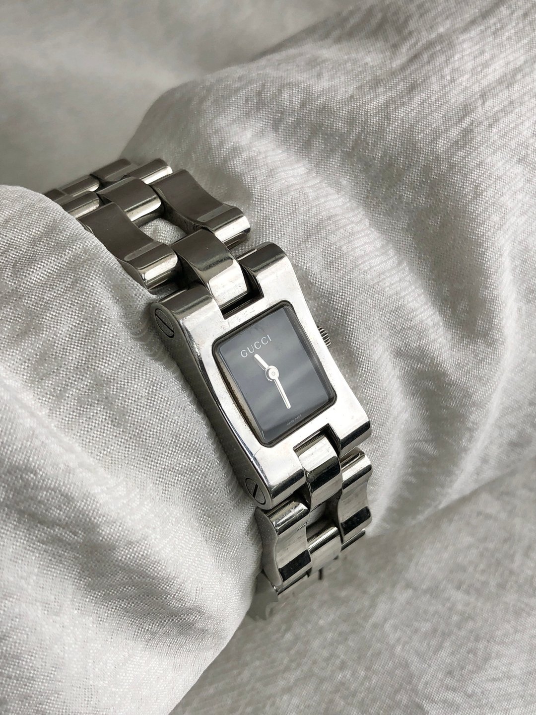 【VintageShop solo 日本直送中古包专卖店】GUCCI 古驰 经典腕表 银色 不锈钢 石英机芯 2305L 复古 古着 b3kz6g - 女表 - 不锈钢 银色
