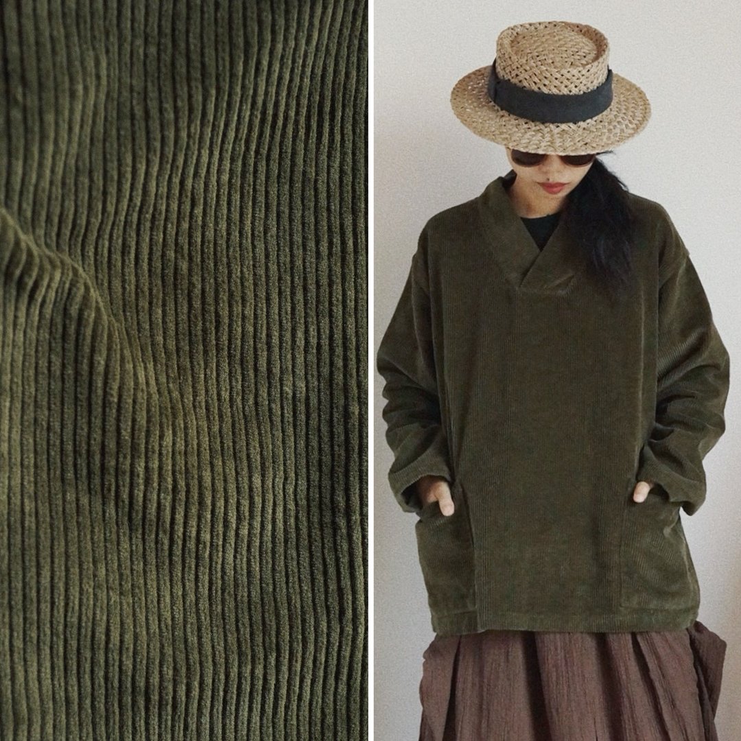 橄欖綠色 燈芯絨 男女同款  V領復古中性寬鬆上衣外套 - 女装上衣 - 棉 绿色