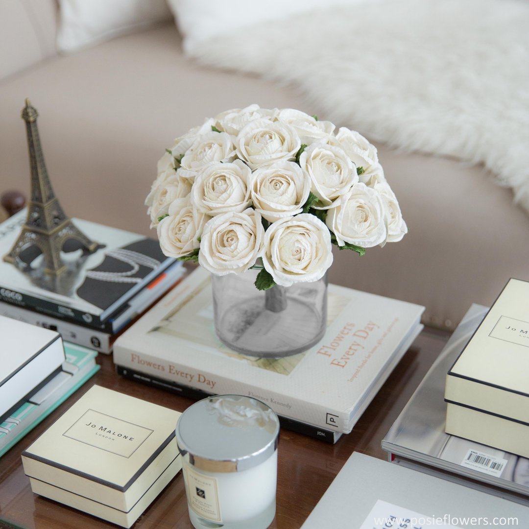 White Rosa Rose Bordeaux vase for Decoration - 摆饰 - 纸 白色