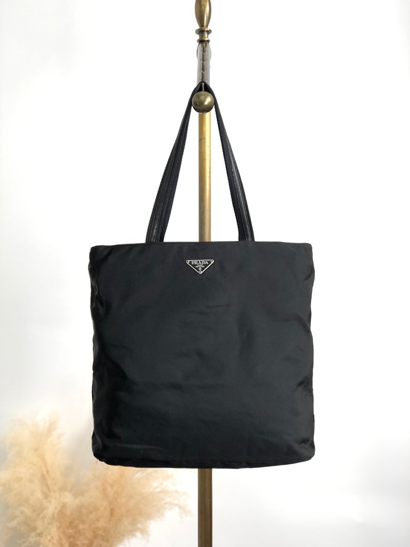 【 VintageShop solo 日本直送中古包专卖店 】PRADA 普拉达 托特包 黑色 三角标志 尼龙 vintage 古着 经典 885ief - 手提包/手提袋 - 尼龙 黑色