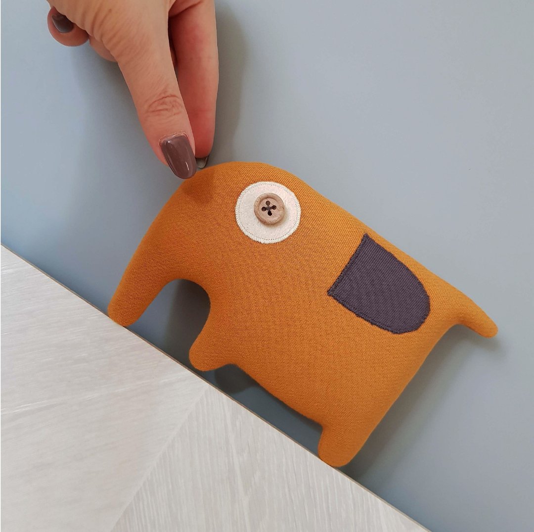Stuffed elephant PDF sewing pattern and tutorial in English, Digital download - 手工艺教程/工具书 - 其他材质 