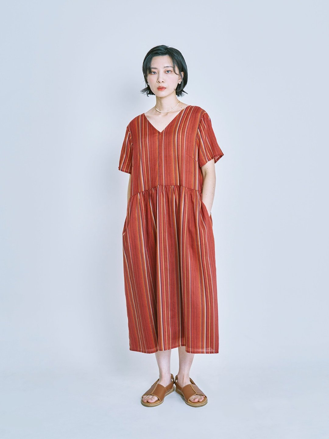 PINKOI ONLY 仙楂乌梅 V 领条纹洋装 - 甘草 - 洋装/连衣裙 - 其他人造纤维 红色