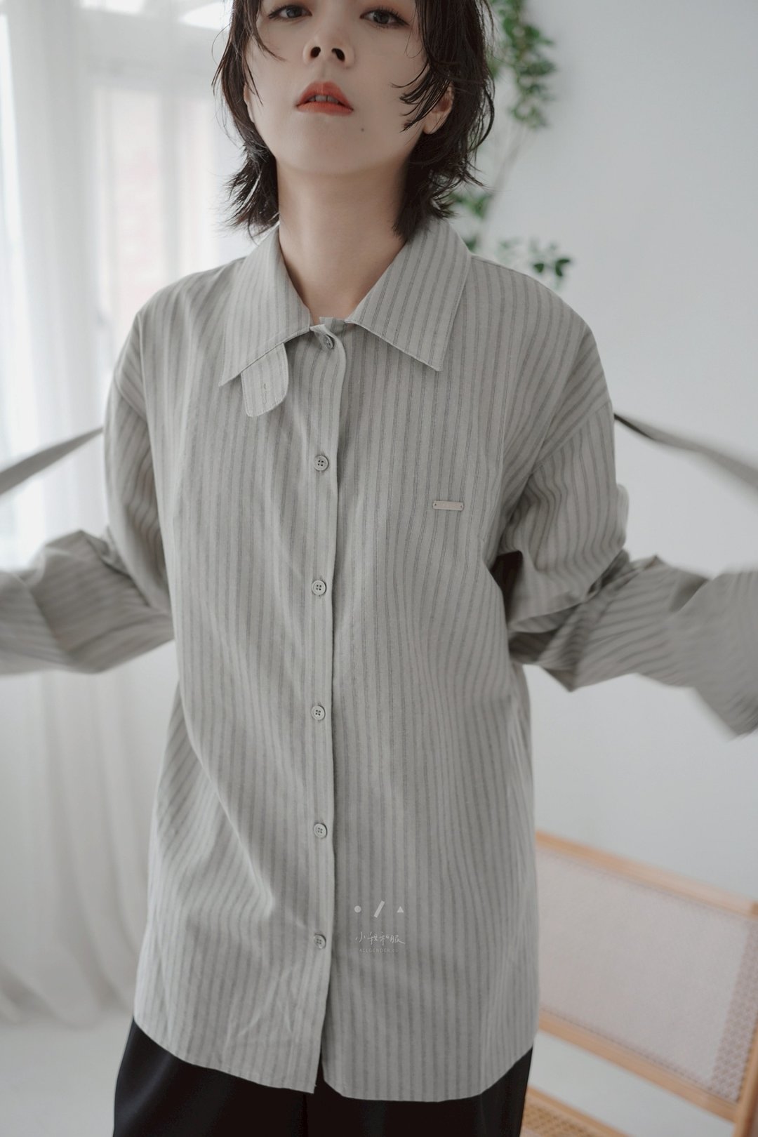 奶油盐可颂延伸领附腰带直纹衬衫 - 2 色 - 浅奶油 - 女装衬衫 - 棉 灰色