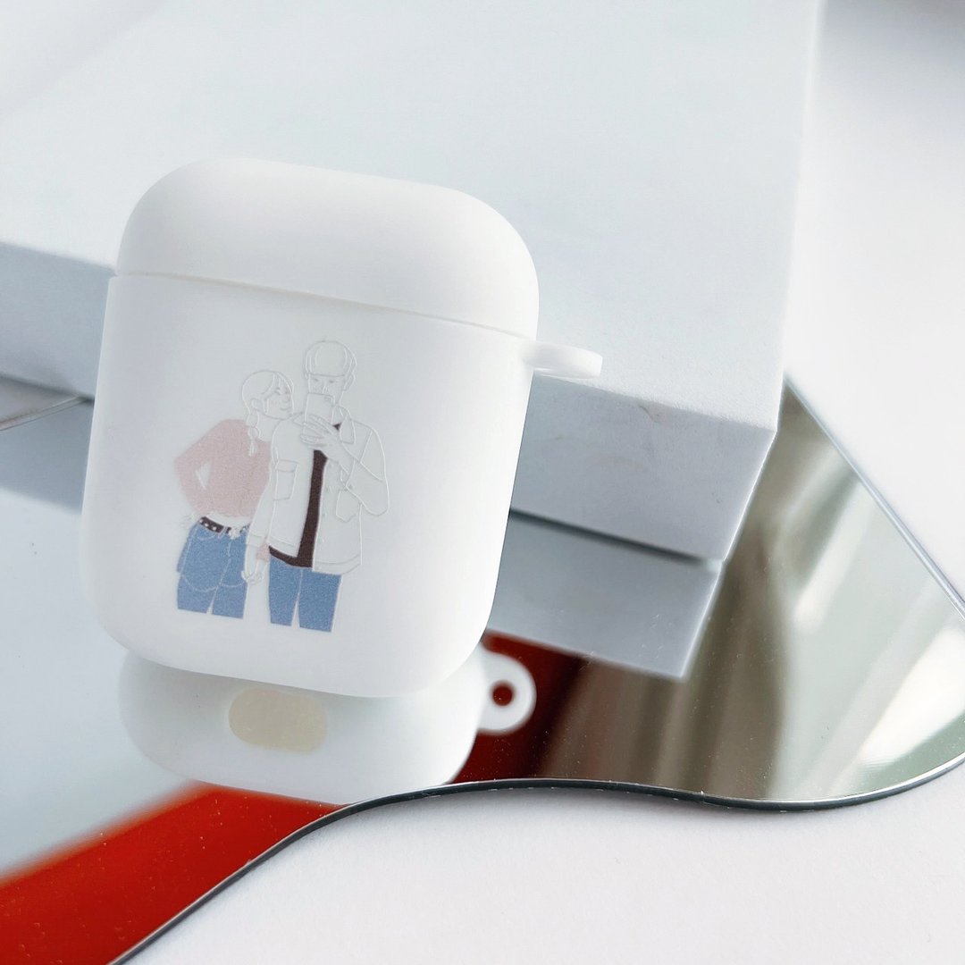定制似颜绘 | 人像 宠物 Airpods 1/2 & Pro 保护套 礼物 - 手机壳/手机套 - 其他材质 白色