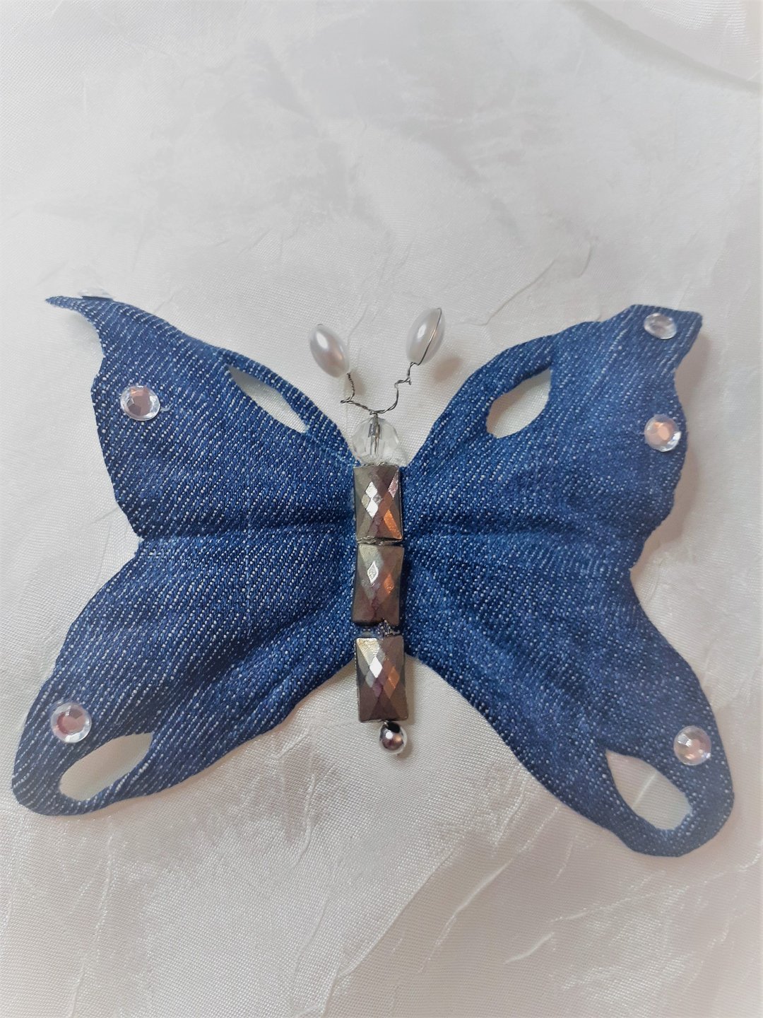Denim jeans brooch, Blue denim brooch, Denim jewelry, Denim butterfly brooch - 胸针 - 环保材料 蓝色