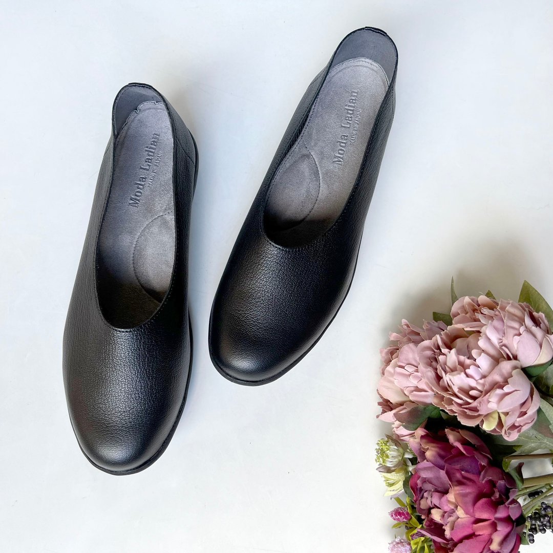 [Made in Japan] Water repellent light and soft goat leather comfort shoes slip-on black 2020 - 女款休闲鞋 - 其他材质 黑色