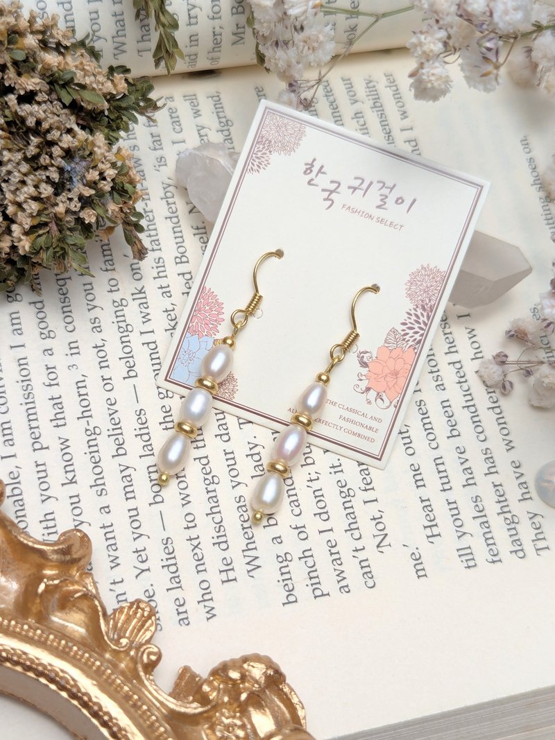 米粒珍珠黄铜耳环 - 耳环/耳夹 - 珍珠 粉红色