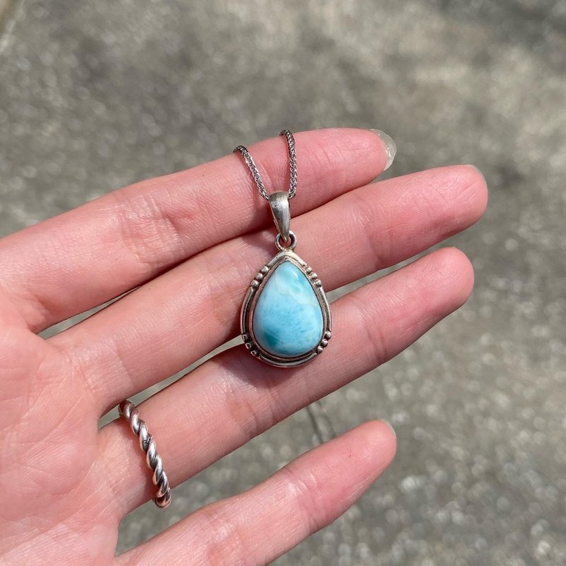 喜迎瑶 925银 海纹石项链 海纹石吊坠 手工银饰 水滴吊坠 民族风 - 项链 - 半宝石 银色