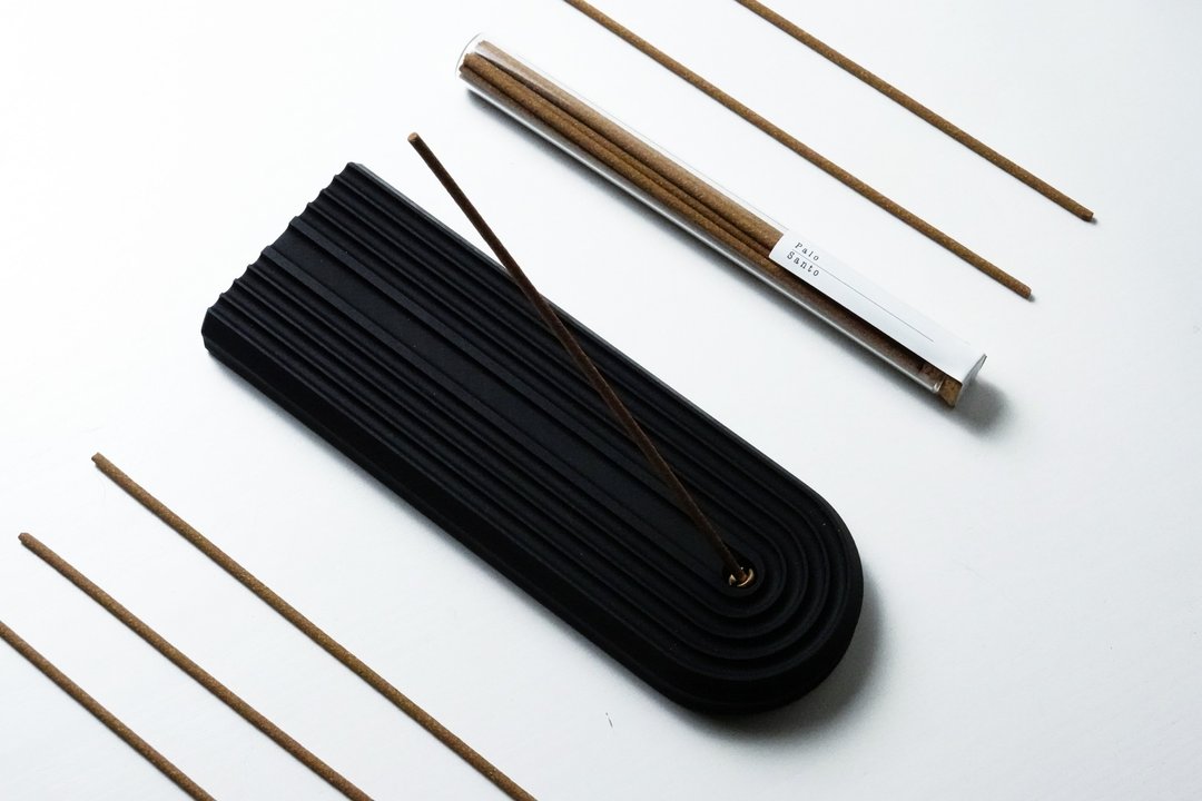 !NSENCE 两用香盘薰香礼盒 秘鲁圣木 塔香 线香  礼物 母亲节礼盒 - 香薰/精油/线香 - 聚酯纤维 