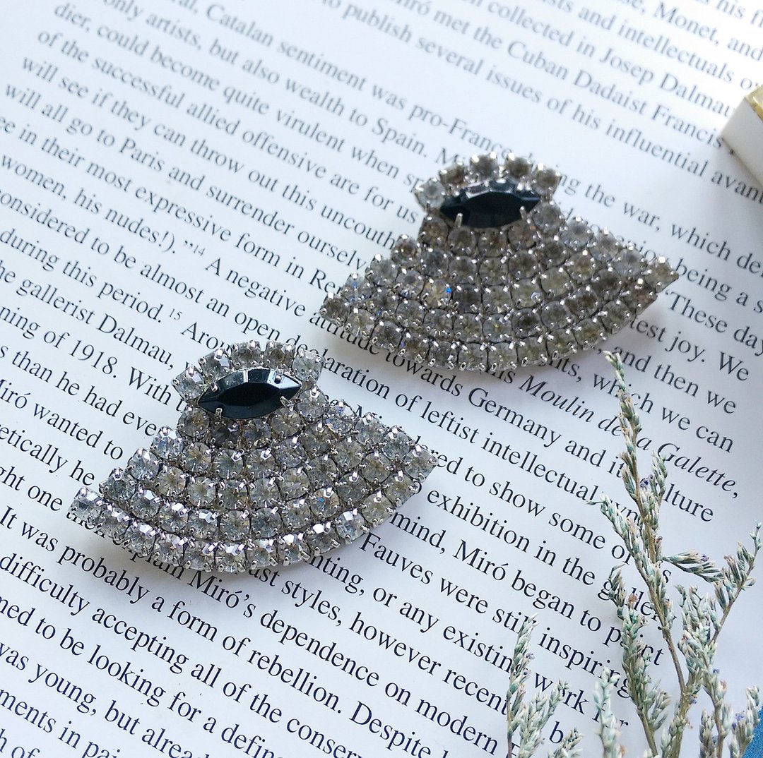 【西洋古董饰品 】BLUETTE 法国制 扇形 莱茵钻 鞋夹 shoe clips - 其他 - 其他金属 金色