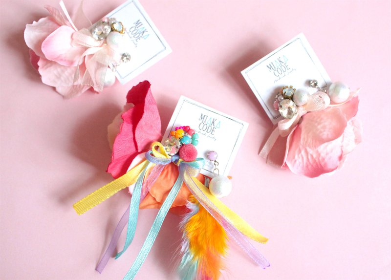 结婚套装 婚礼伴娘姊妹礼物 手工串珠 花花耳环/耳夹 伴手礼 花球 - 耳环/耳夹 - 植物．花 