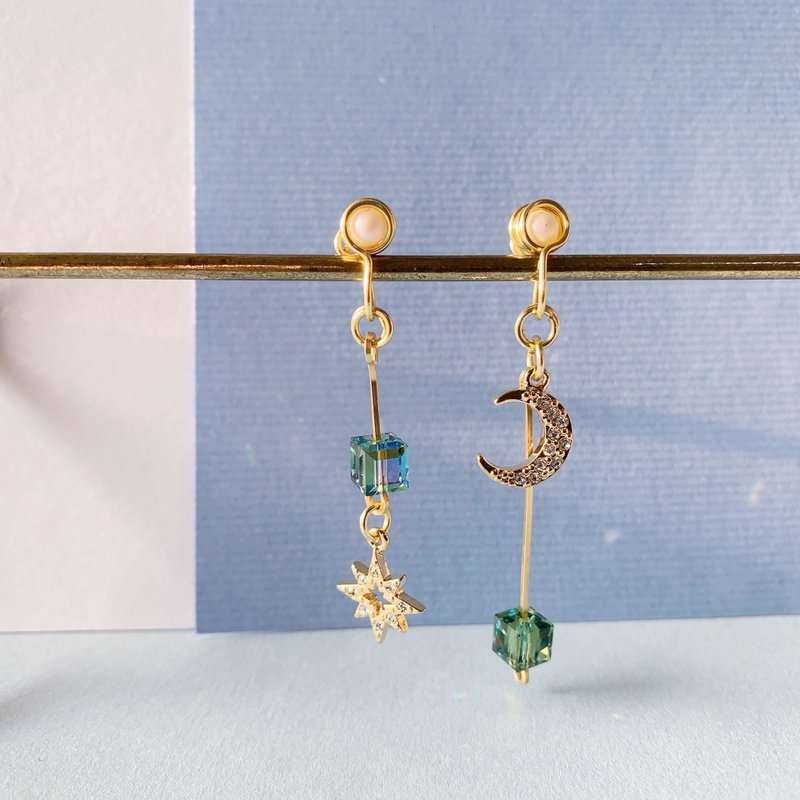 YLANG【晶钻星月】满钻星月立体方晶耳环Swarovski(耳夹/耳勾) - 耳环/耳夹 - 其他金属 