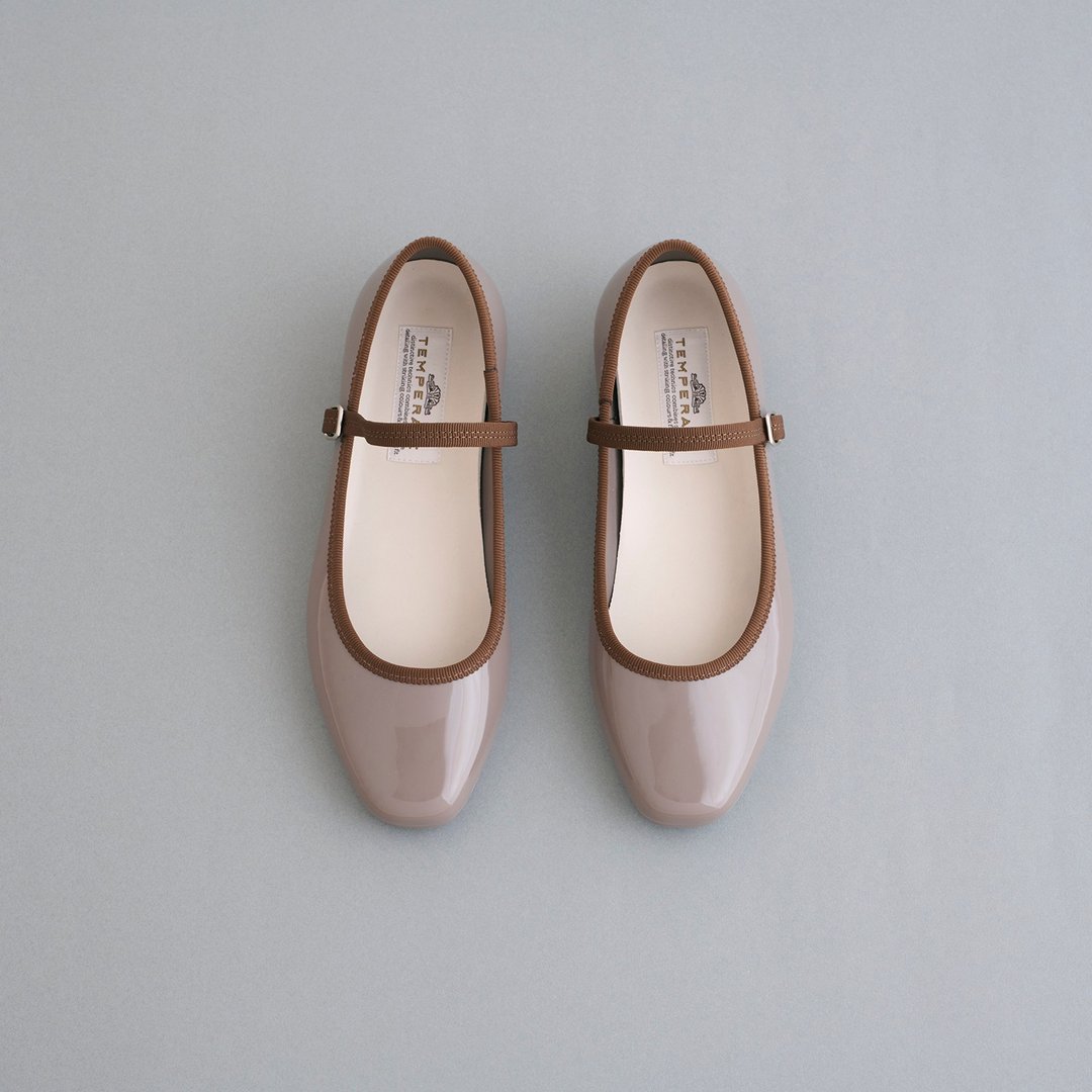 MARTA (GREY / BROWN) PVC SQUARE TOE FLATS / RAIN SHOES Square toe pumps rain shoes - 高跟鞋 - 防水材质 灰色