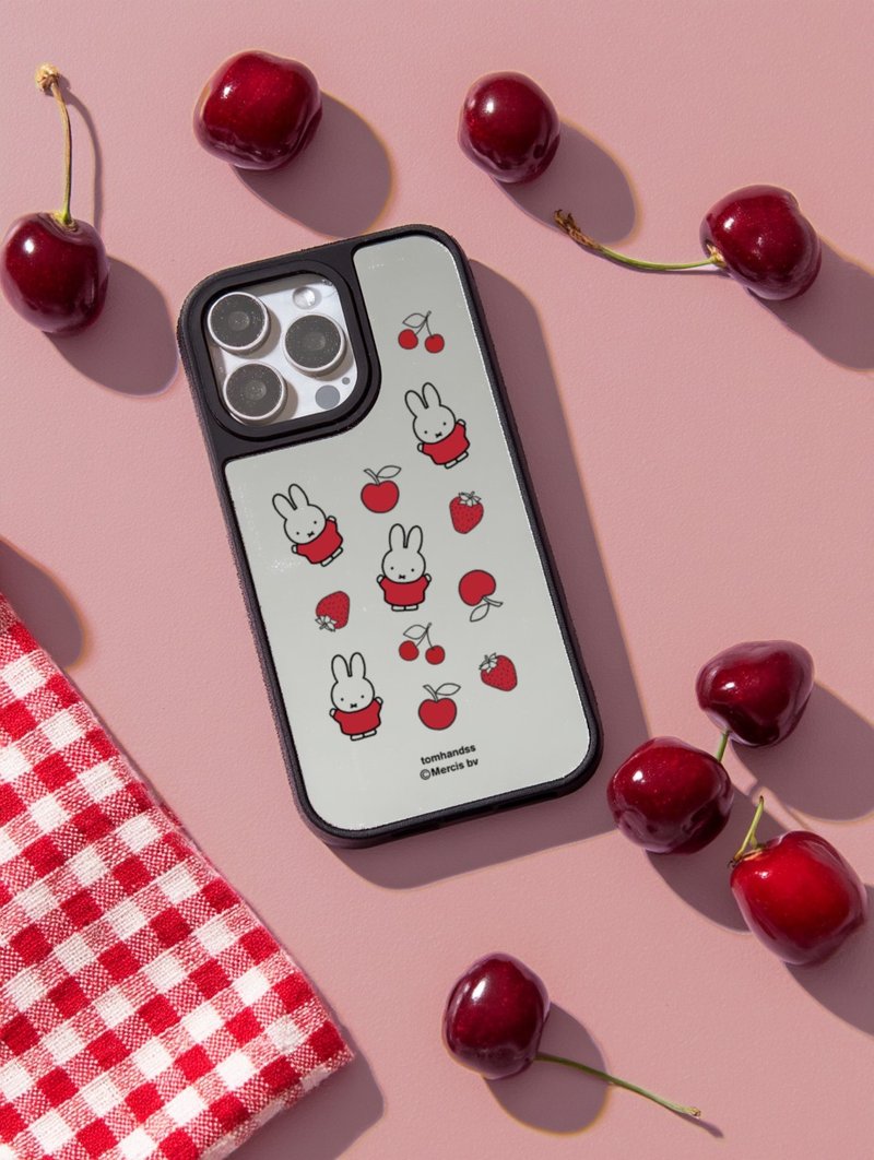 【Pinkoi x miffy】Apples,Cherries&miffy 镜面MagSafe手机壳 - 手机壳/手机套 - 其他材质 
