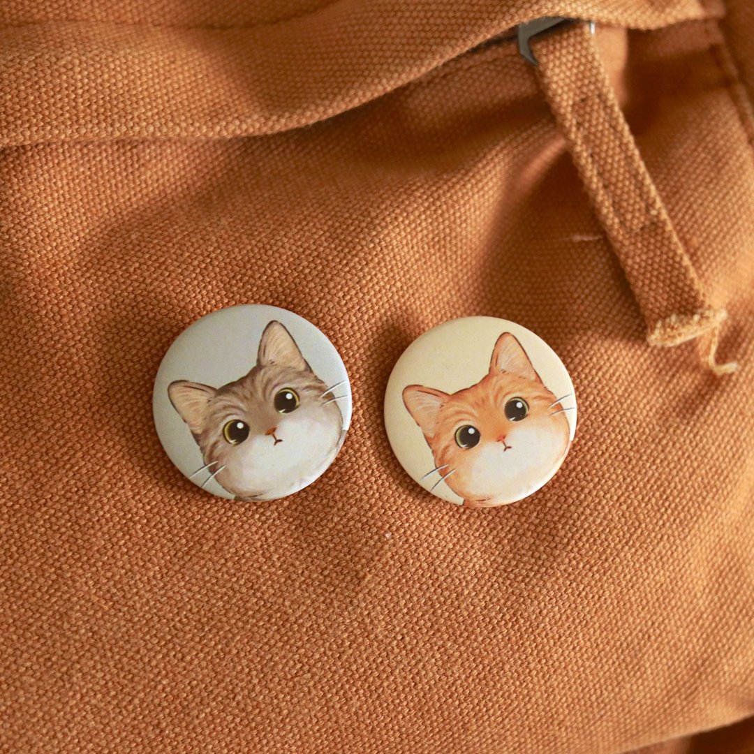 【二款】猫猫小徽章 32mm 雾面徽章 别针 橘猫 虎斑猫 原创插画 - 徽章/别针 - 其他金属 橘色